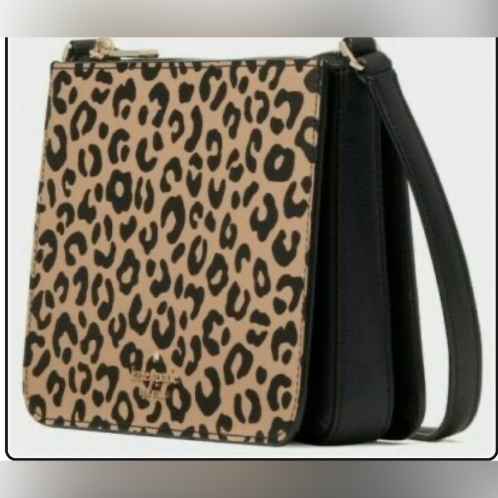 Kate Spade Darcy Leopard
Crossbody Animal Print - Picture 2 of 4